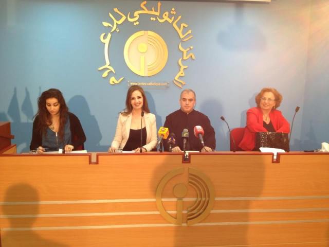 صور الندوة التلفزيونية للمركز الثقافي للإعلام موضوع العنف الأسري